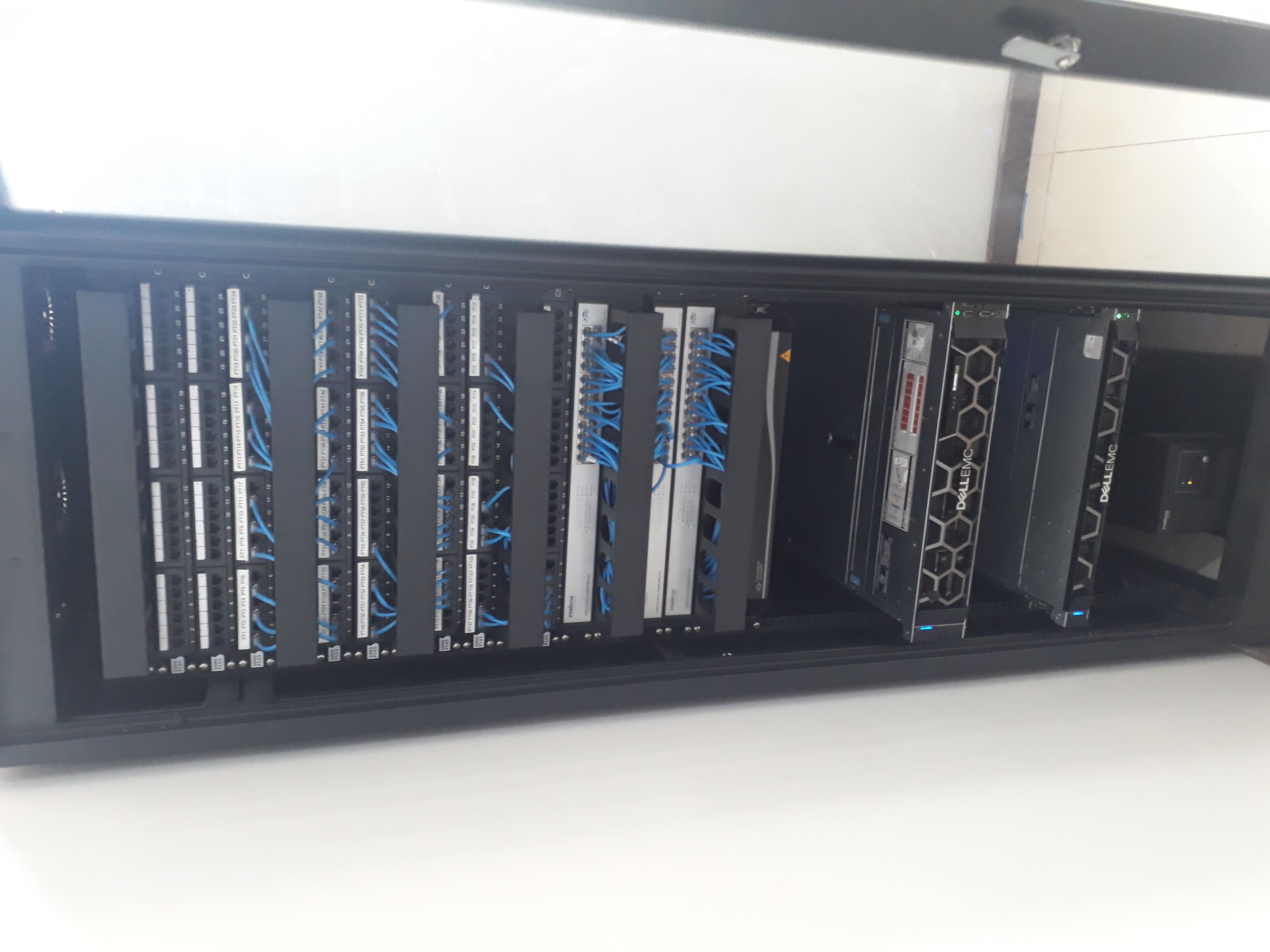 Implementação de Servidores em Rack